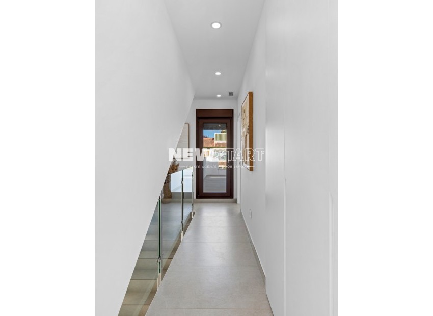 Obra nueva - Villa - Pilar de la Horadada