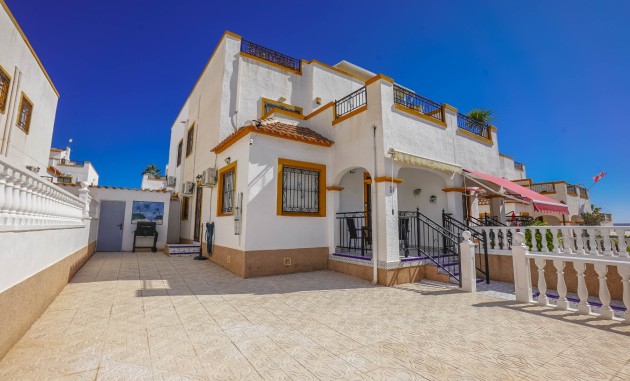 Quad - Resale - La Marina - Urb. La Marina
