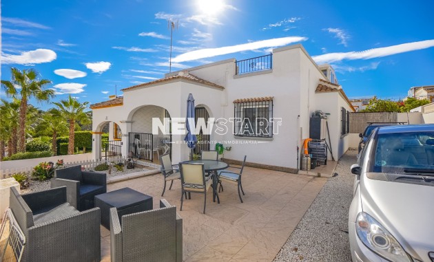 Quadhaus - Wiederverkauf - La Marina - Urb. La Marina