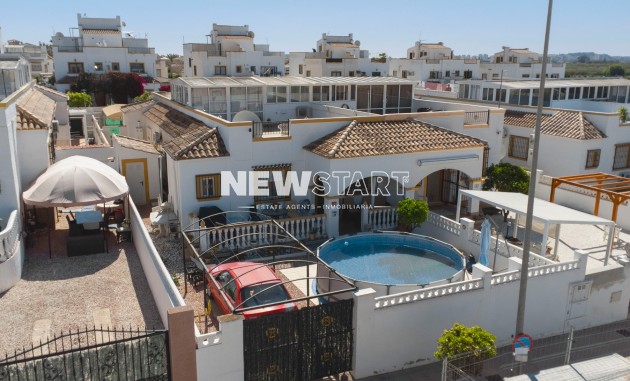 Quadwoning - Herverkoop - La Marina - Urb. La Marina