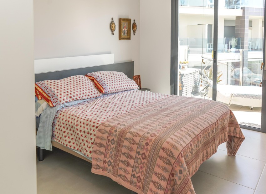 Resale - Apartment - Guardamar del Segura - El Raso