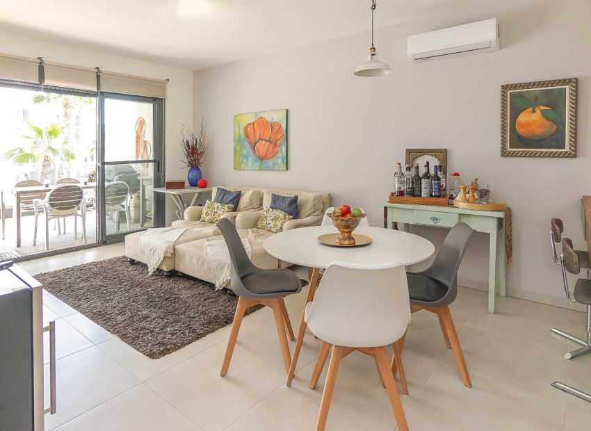 Resale - Apartment - Guardamar del Segura - El Raso