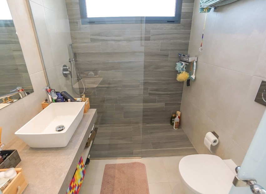 Resale - Apartment - Guardamar del Segura - El Raso