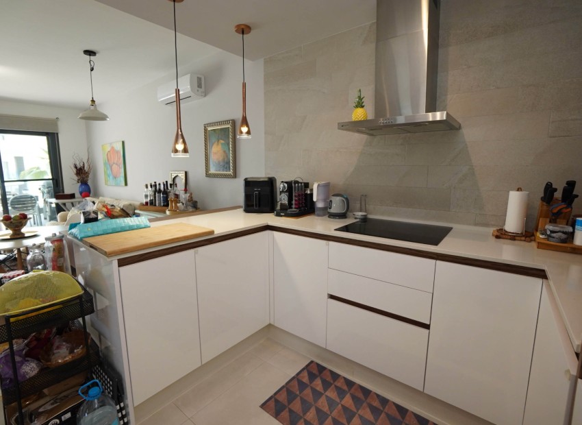 Resale - Apartment - Guardamar del Segura - El Raso