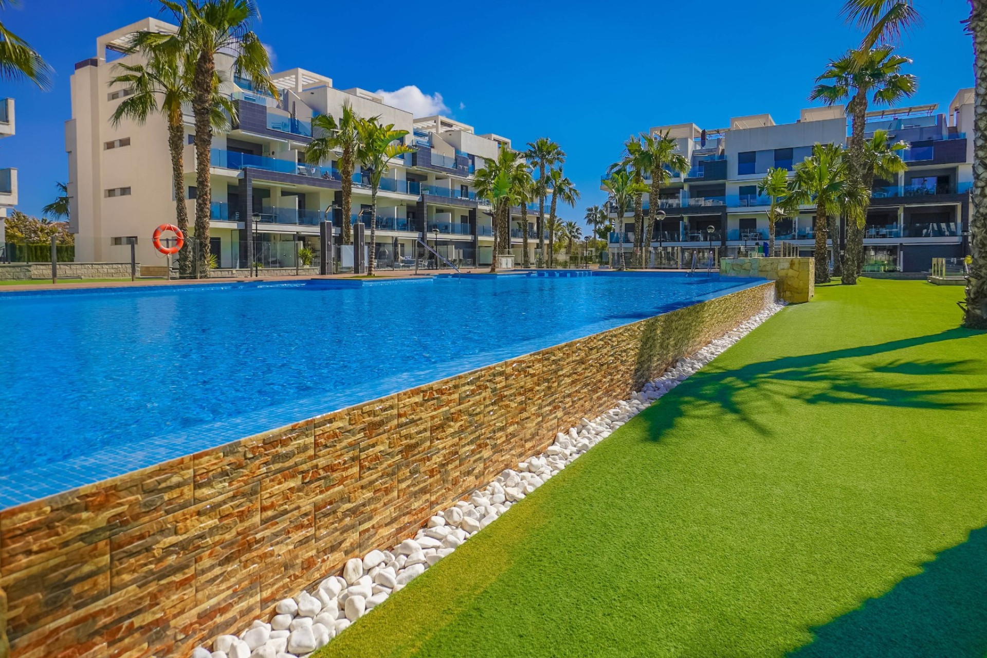 Resale - Apartment - Guardamar del Segura - El Raso