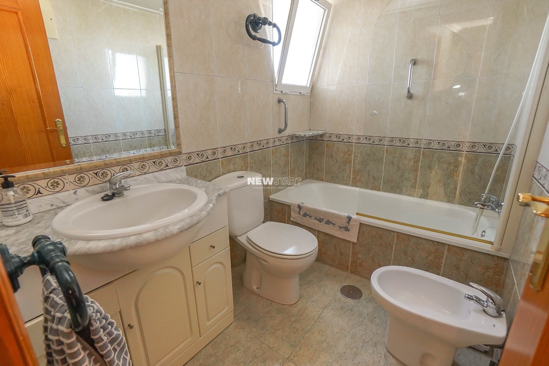 Resale - Apartment - Guardamar del Segura
