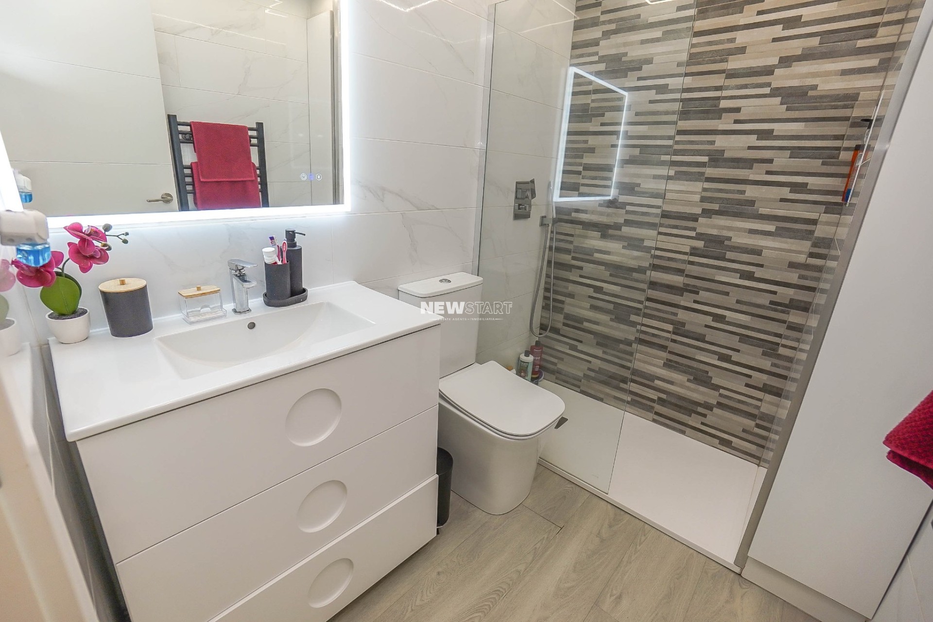 Resale - Apartment - Guardamar del Segura