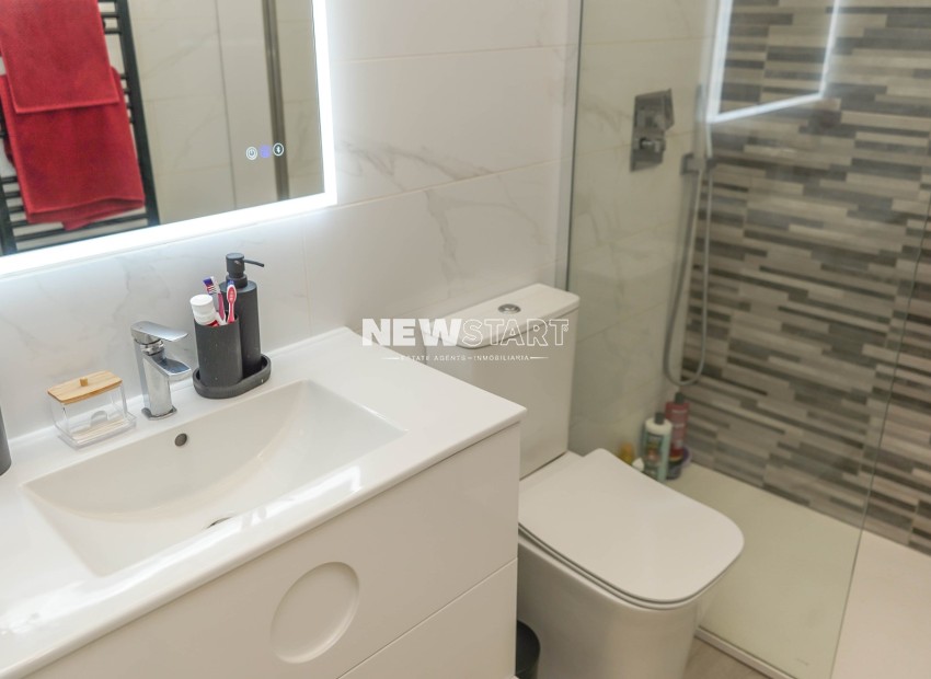 Resale - Apartment - Guardamar del Segura