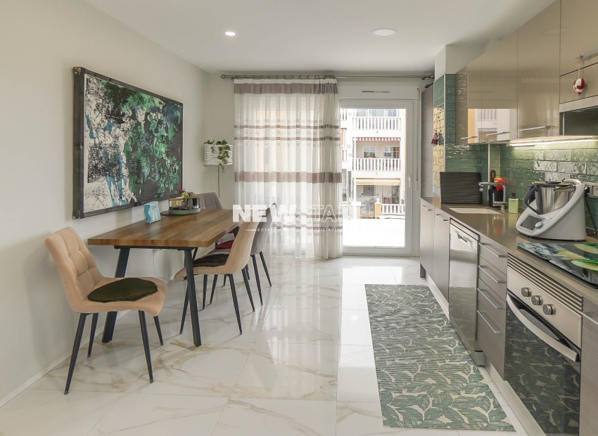 Resale - Apartment - La Marina - El Pinet