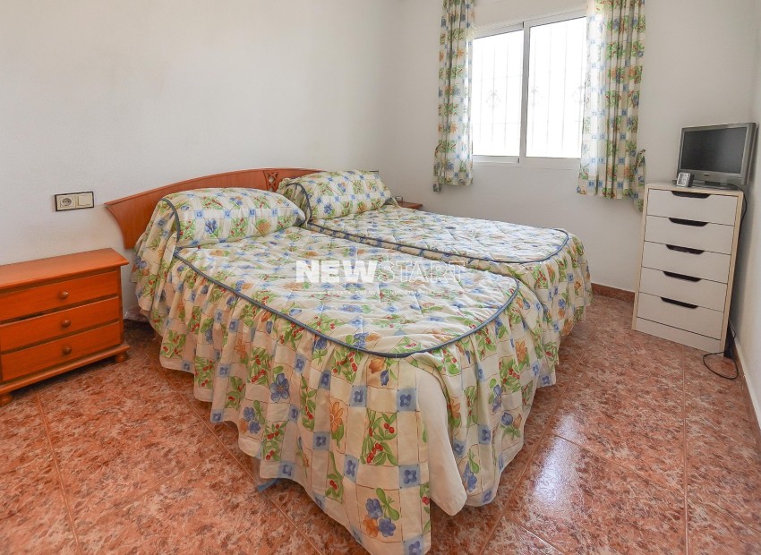 Resale - Apartment - La Marina - Urb. La Marina
