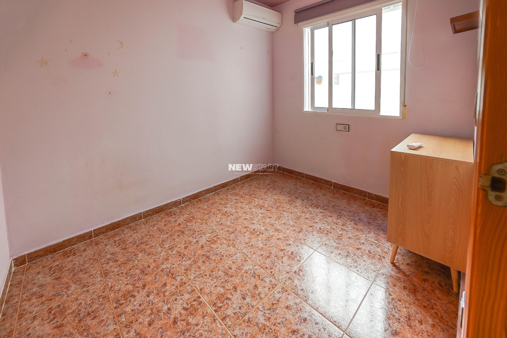 Resale - Apartment - La Marina - Urb. La Marina