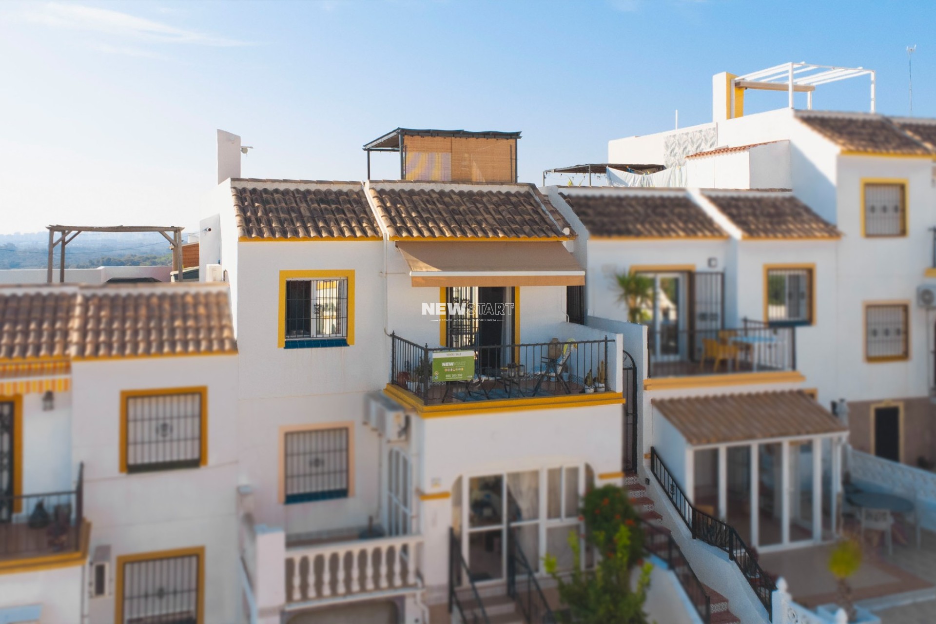 Resale - Apartment - La Marina - Urb. La Marina