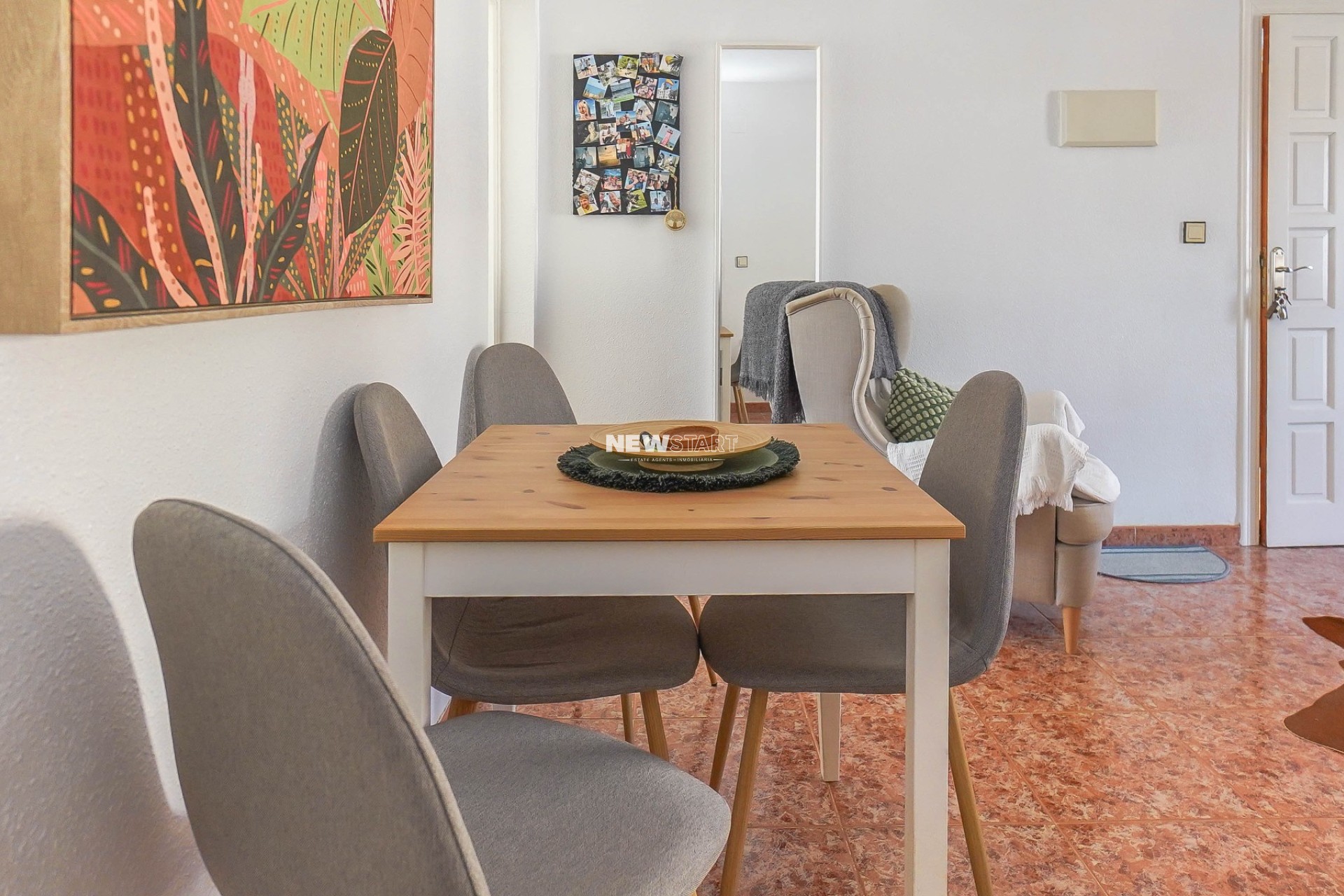 Resale - Apartment - La Marina - Urb. La Marina