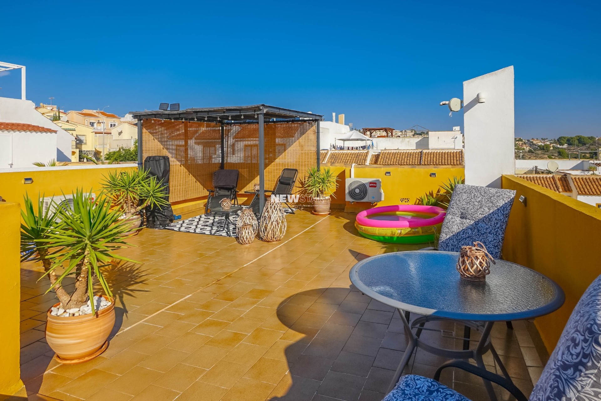 Resale - Apartment - La Marina - Urb. La Marina