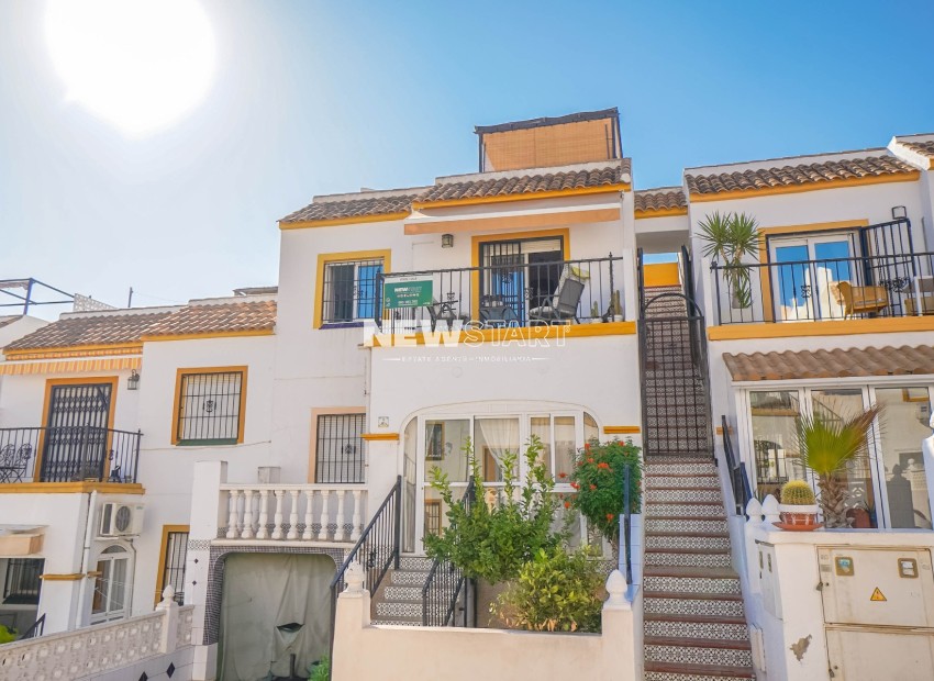 Resale - Apartment - La Marina - Urb. La Marina