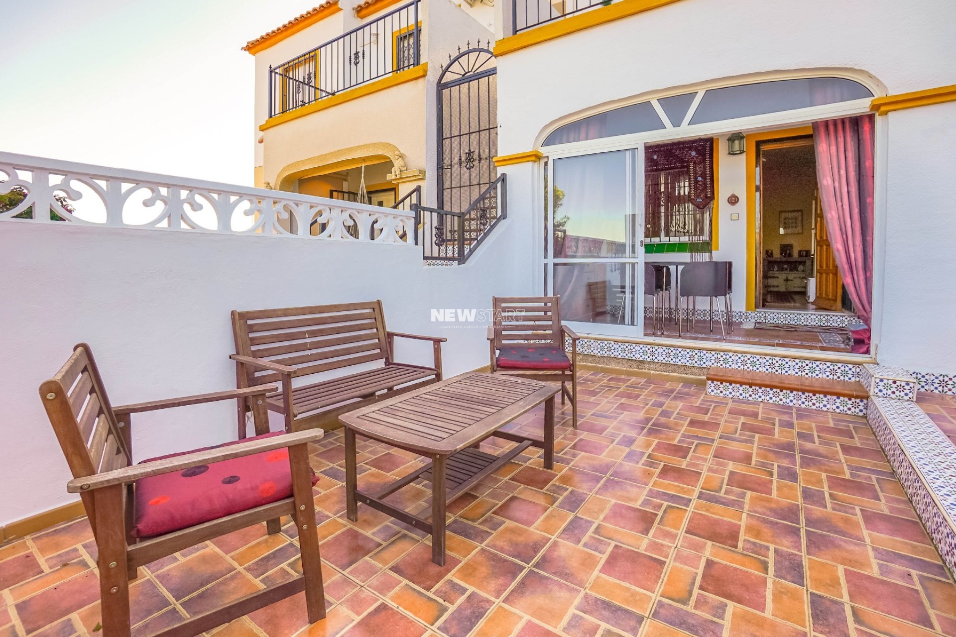 Resale - Apartment - La Marina - Urb. La Marina