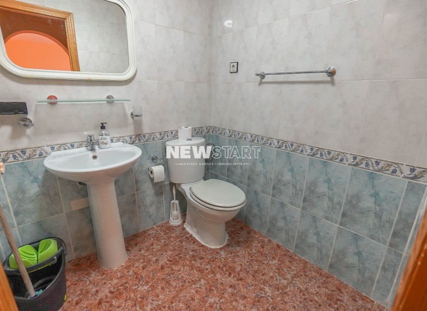 Resale - Apartment - La Marina - Urb. La Marina