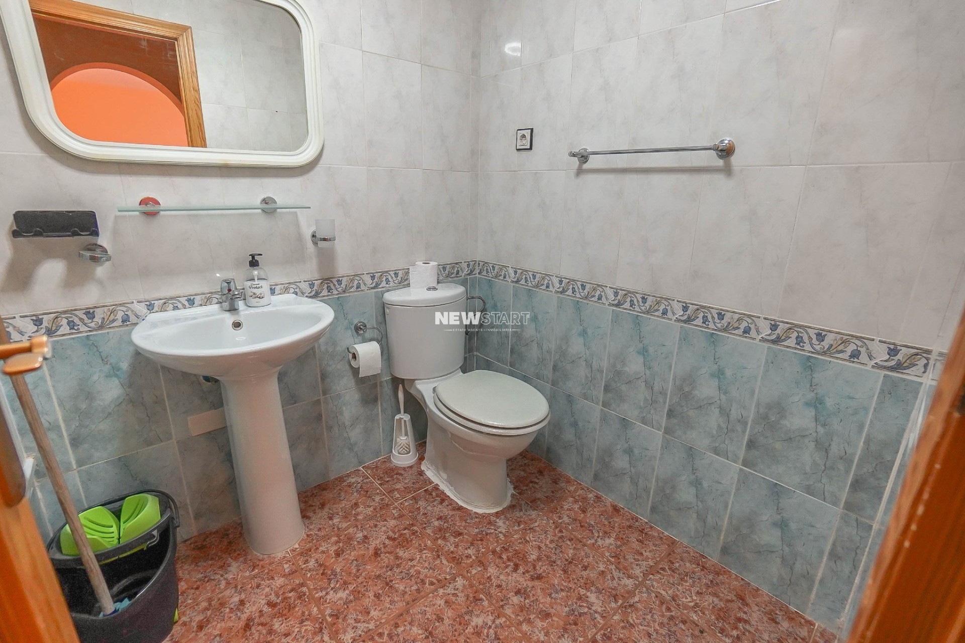 Resale - Apartment - La Marina - Urb. La Marina