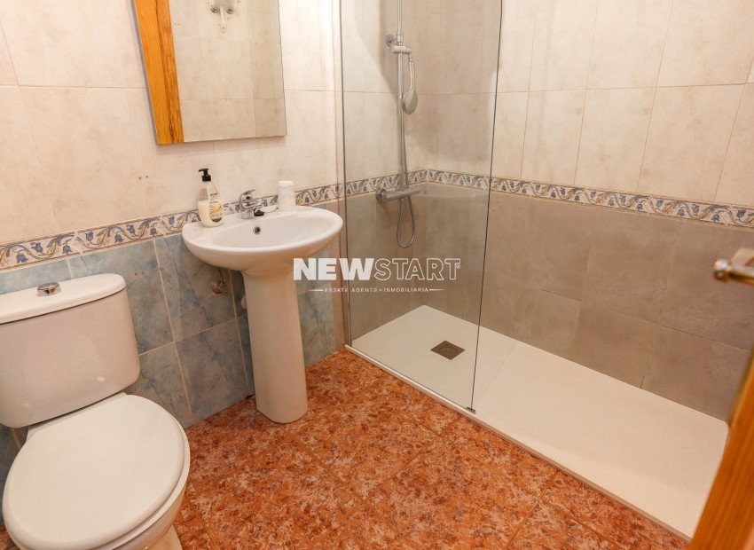 Resale - Apartment - La Marina - Urb. La Marina