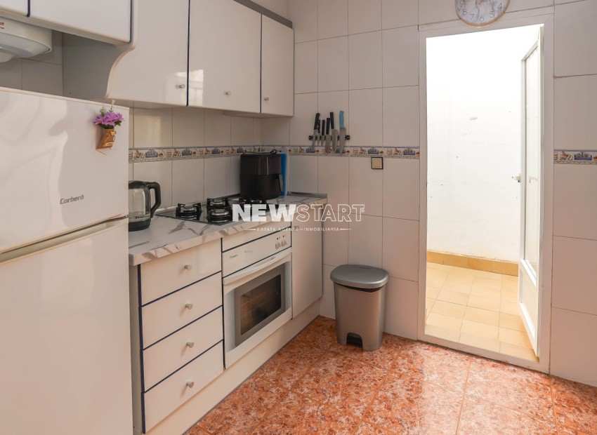 Resale - Apartment - La Marina - Urb. La Marina