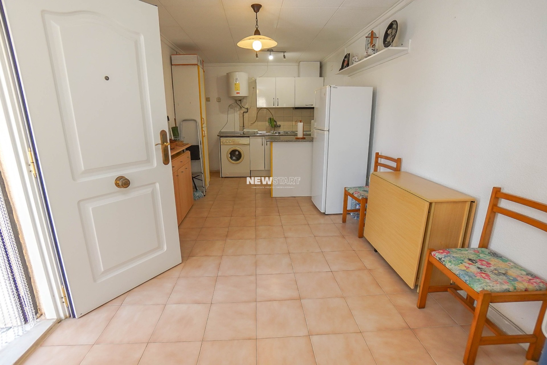 Resale - Bungalow - La Marina - Urb. La Marina