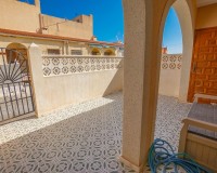 Resale - Bungalow - La Marina - Urb. La Marina