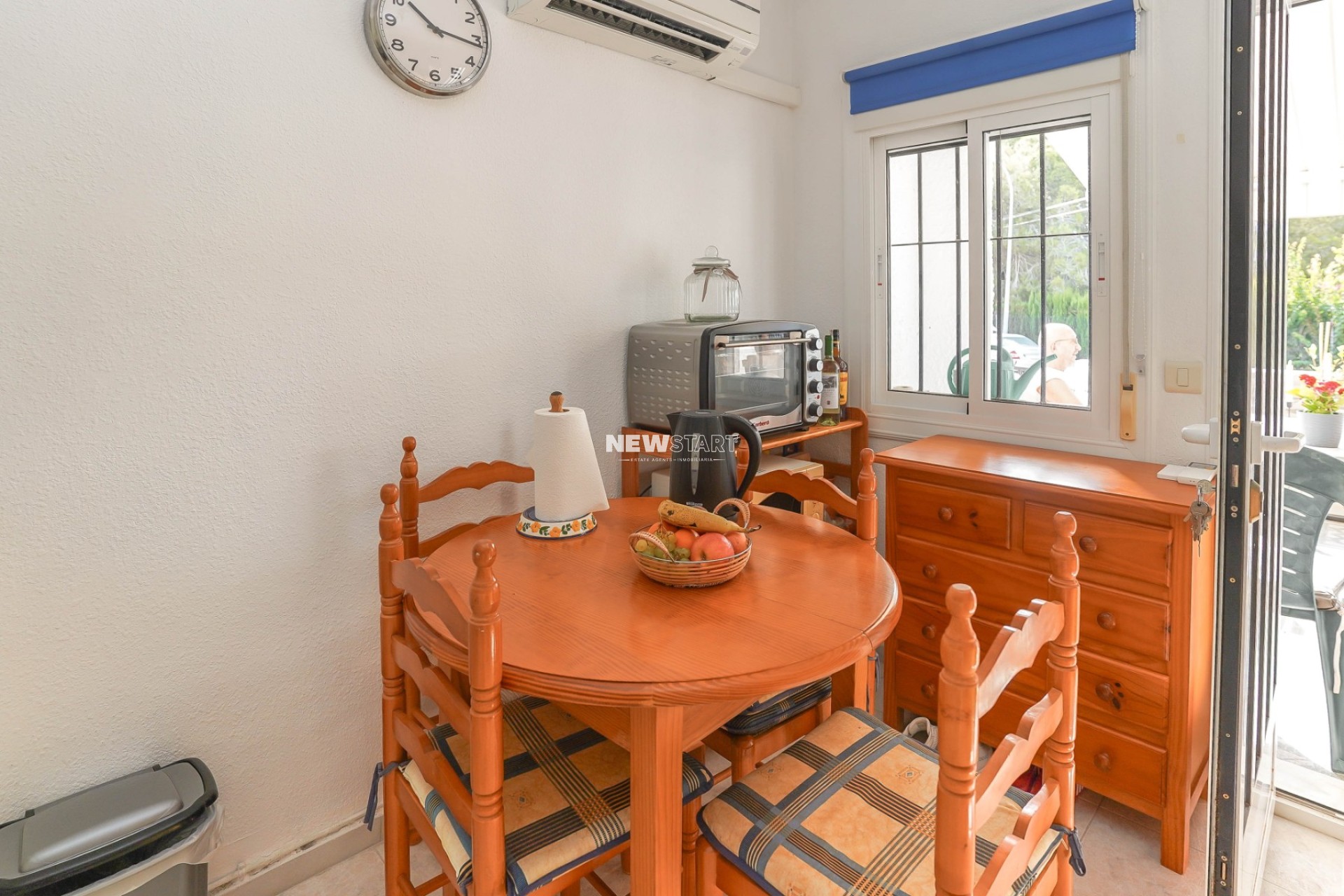Resale - Bungalow - La Marina - Urb. La Marina
