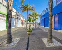 Resale - Commercial - La Marina - Urb. La Marina