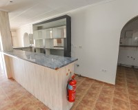 Resale - Commercial - La Marina - Urb. La Marina