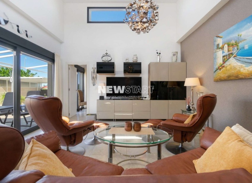 Resale - Detached - Daya Nueva