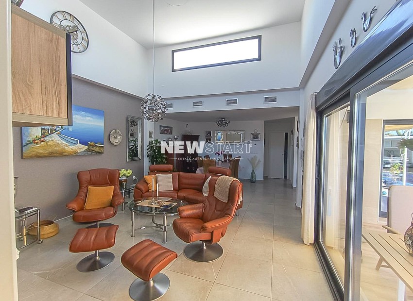 Resale - Detached - Daya Nueva