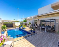 Resale - Detached - Daya Nueva