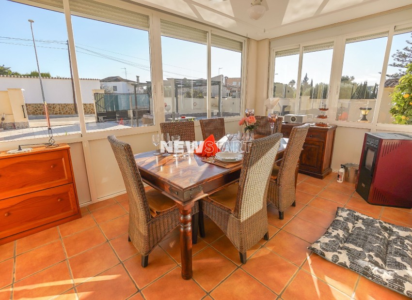 Resale - Detached - La Marina - Urb. El Oasis