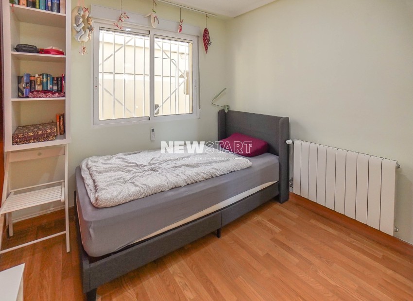 Resale - Detached - La Marina - Urb. El Oasis