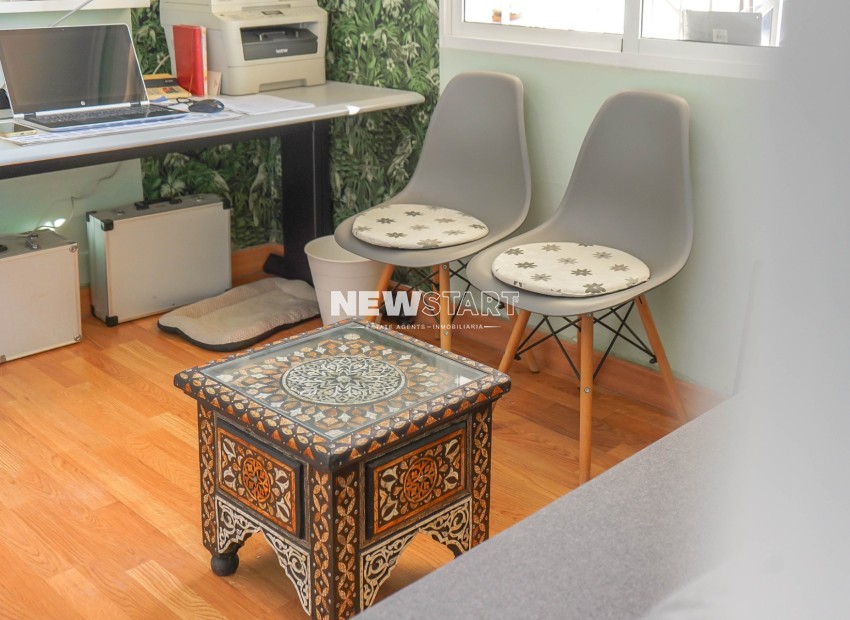 Resale - Detached - La Marina - Urb. El Oasis