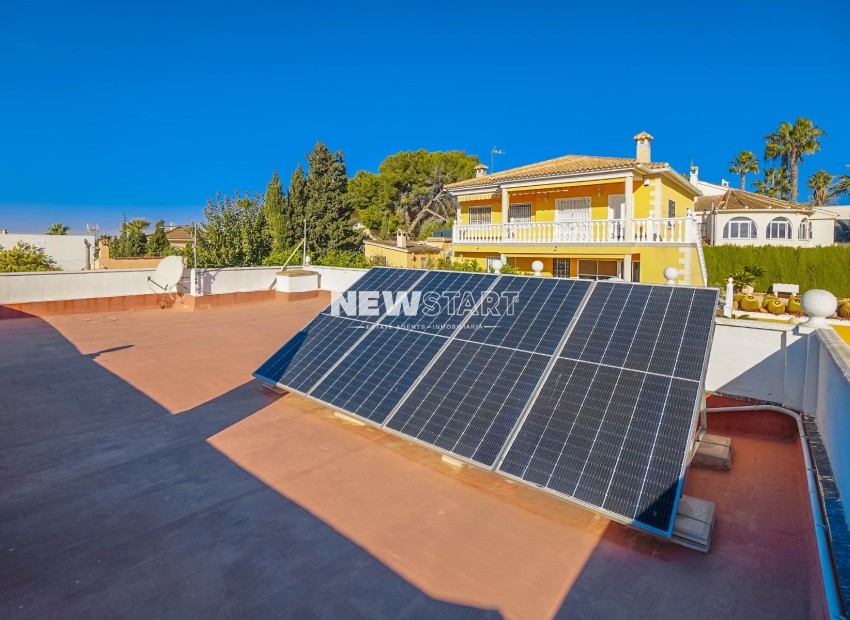 Resale - Detached - La Marina - Urb. El Oasis