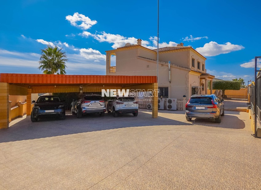 Resale - Detached - La Marina - Urb. La Escuera