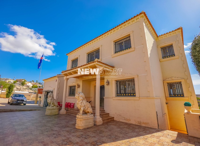 Resale - Detached - La Marina - Urb. La Escuera