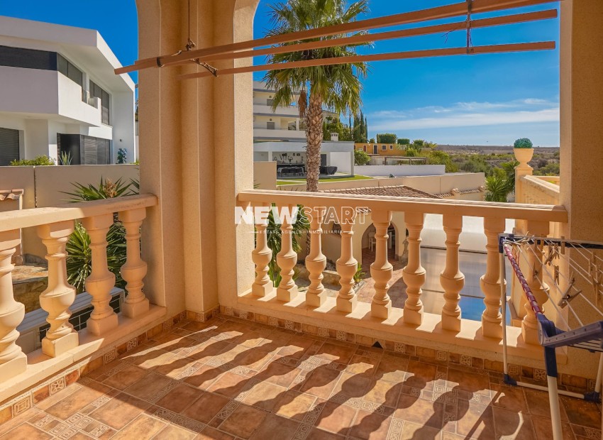 Resale - Detached - La Marina - Urb. La Escuera