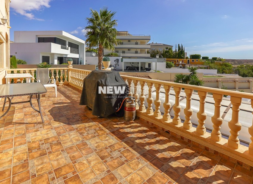 Resale - Detached - La Marina - Urb. La Escuera