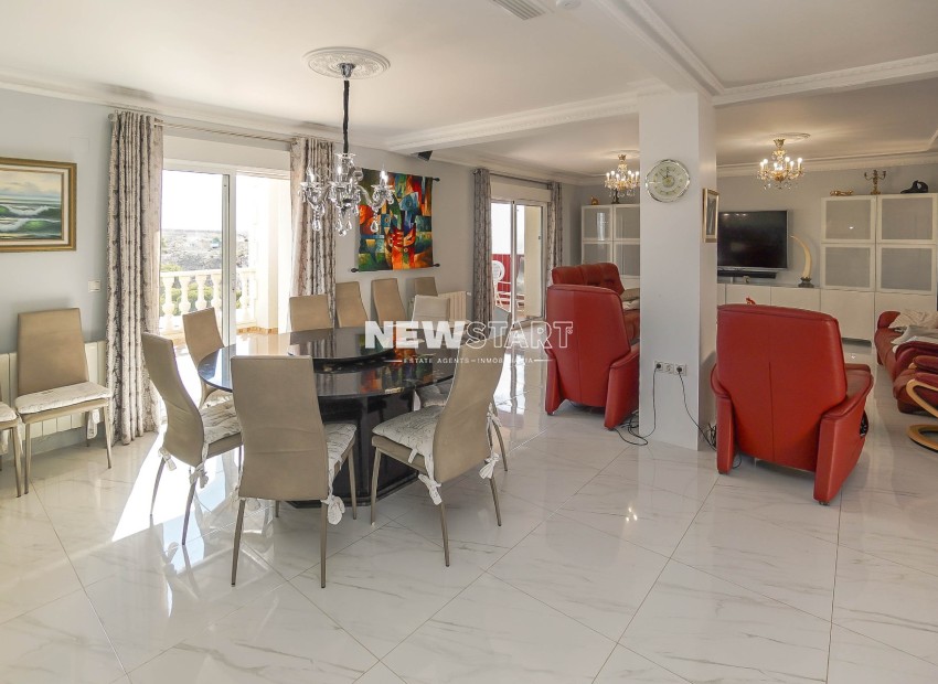 Resale - Detached - La Marina - Urb. La Escuera