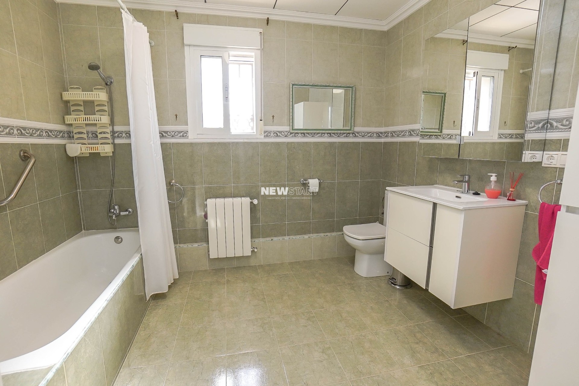 Resale - Detached - La Marina - Urb. La Escuera