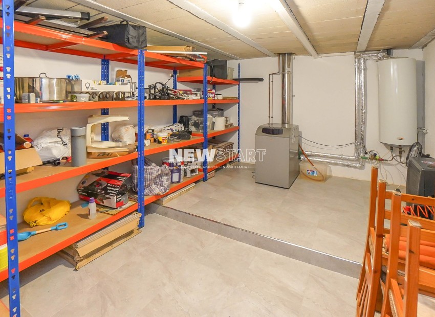 Resale - Detached - La Marina - Urb. La Escuera