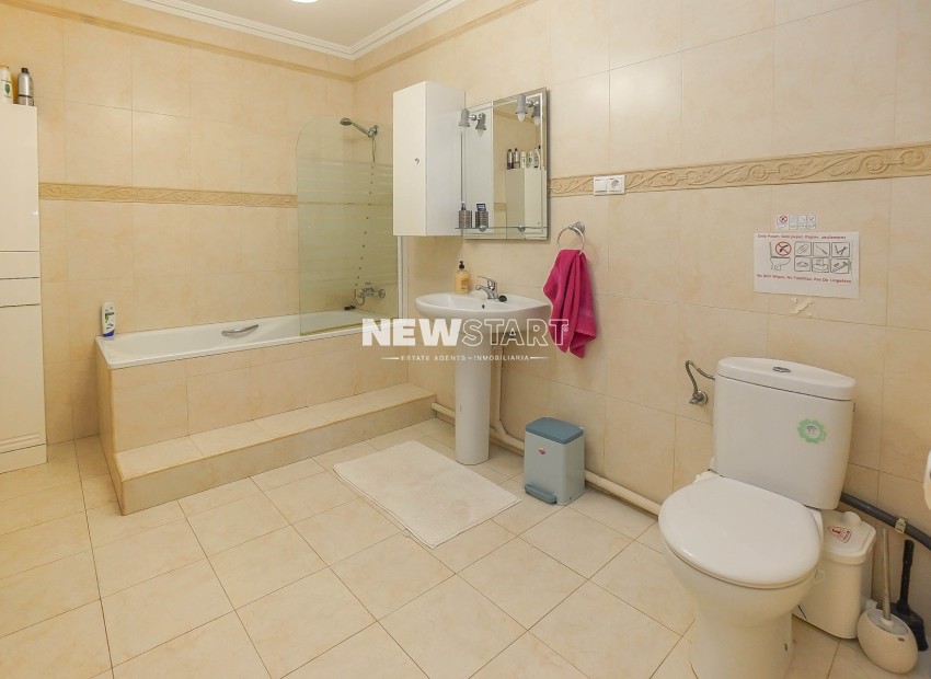 Resale - Detached - La Marina - Urb. La Escuera