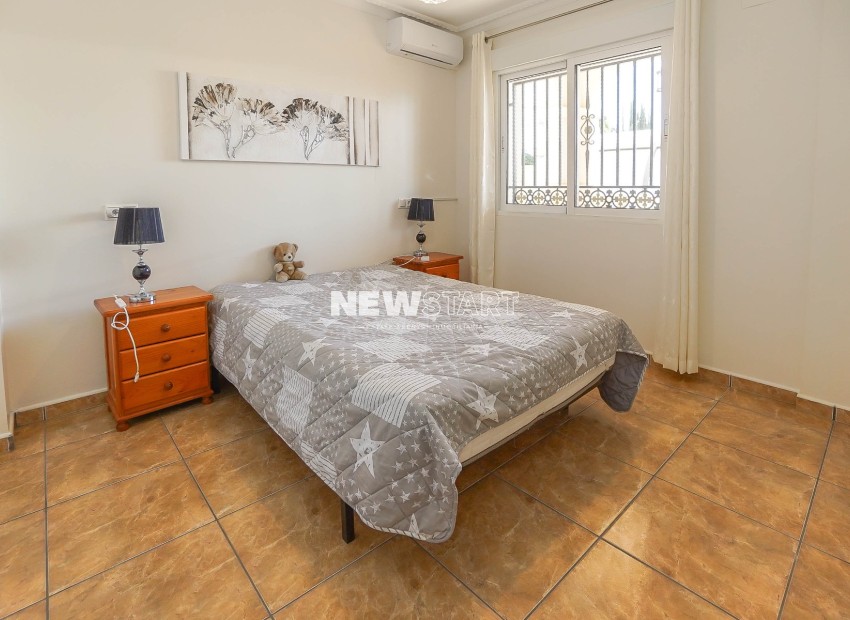 Resale - Detached - La Marina - Urb. La Escuera