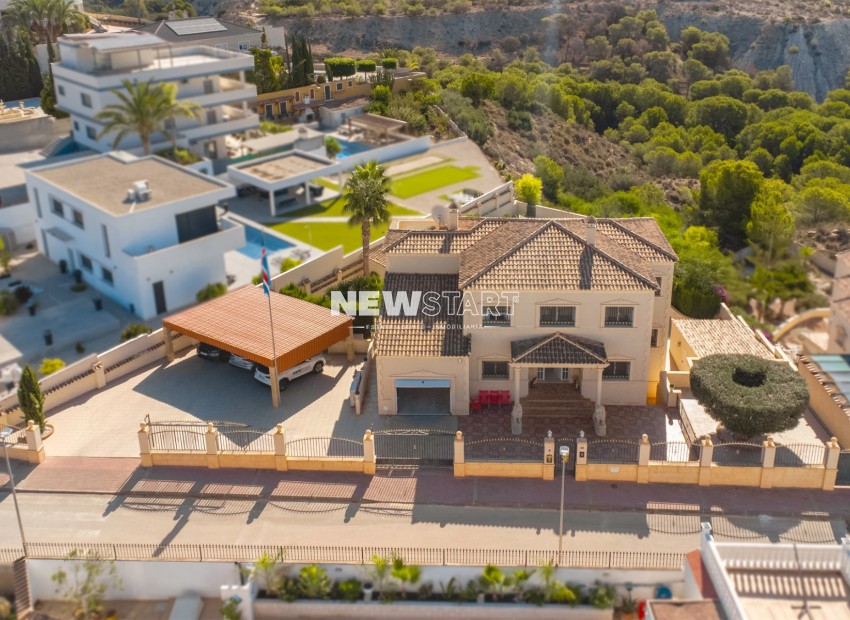 Resale - Detached - La Marina - Urb. La Escuera