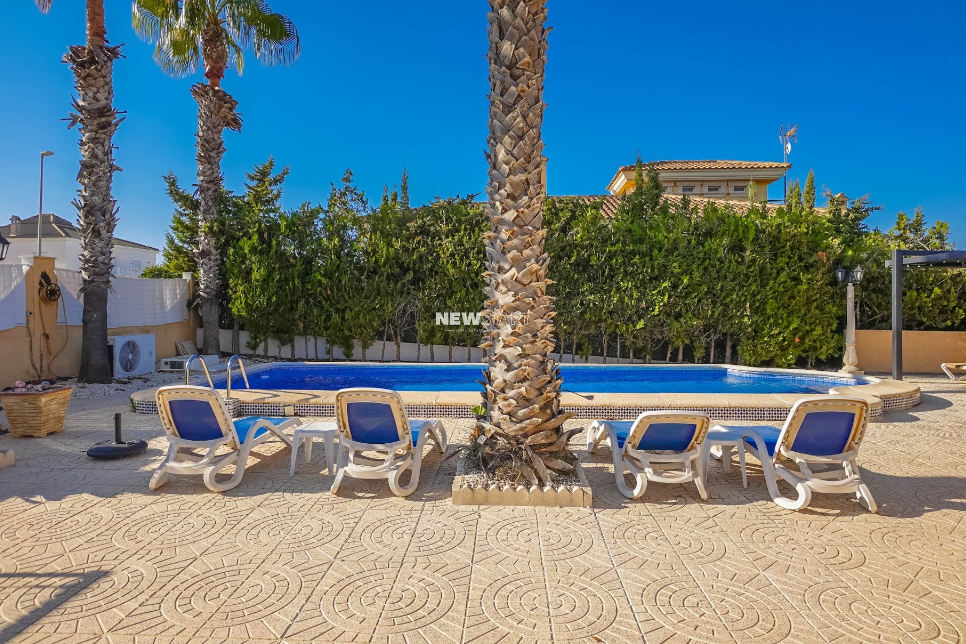 Resale - Detached - La Marina - Urb. La Escuera