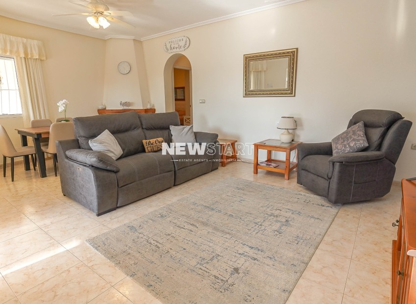 Resale - Detached - La Marina - Urb. La Escuera