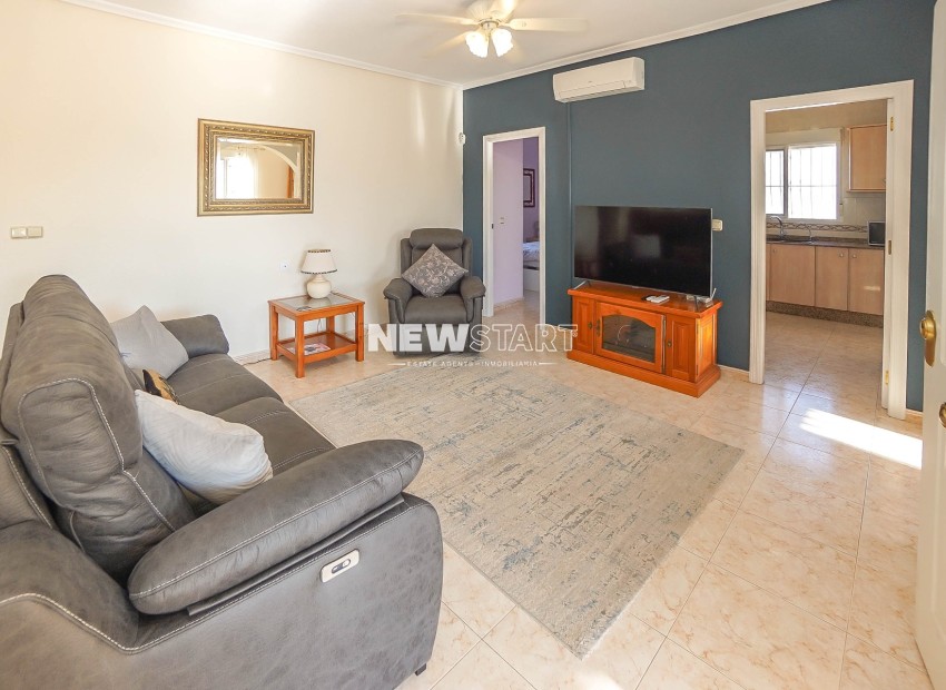 Resale - Detached - La Marina - Urb. La Escuera