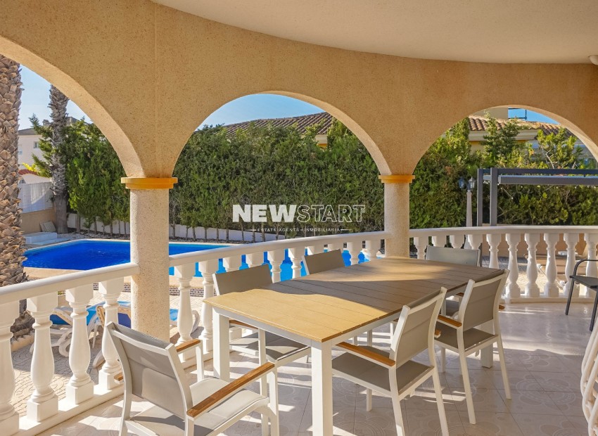 Resale - Detached - La Marina - Urb. La Escuera